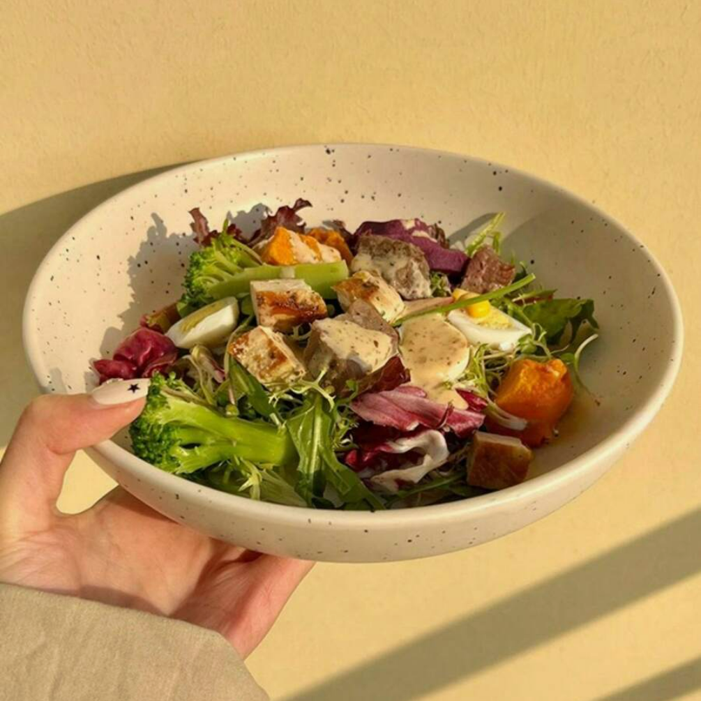 1 round beige splash ink salad plate