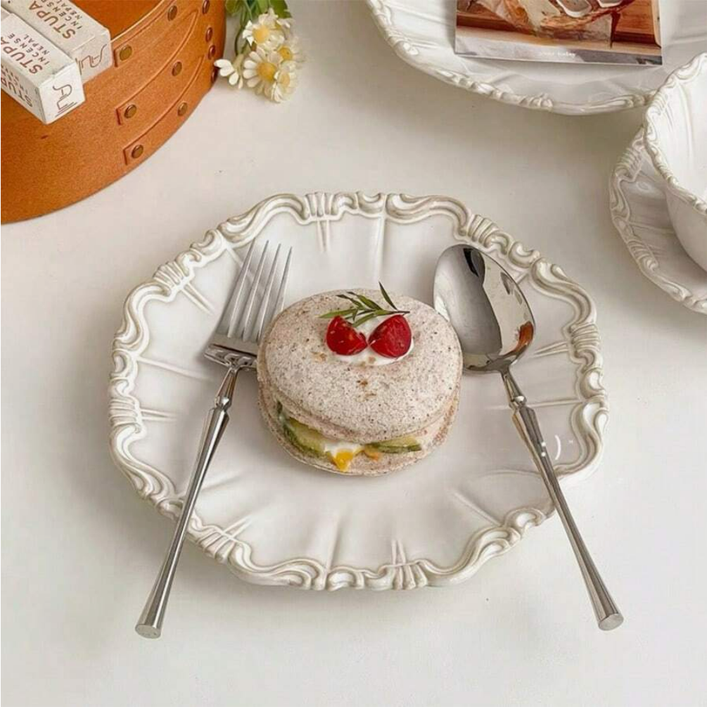 1 vintage embossed ivory ceramic dinner plate